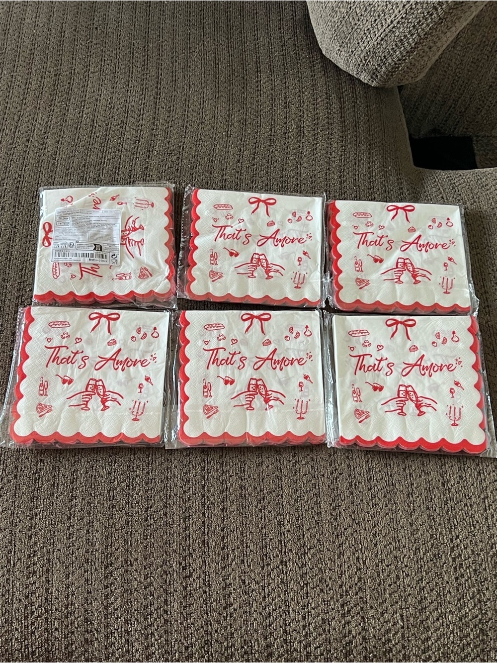 That’s Amore Party Napkins Red White Scalloped 20 Count Lot of 6 Packs